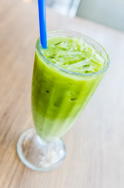 Iced green tea latte — Stock Photo, Image