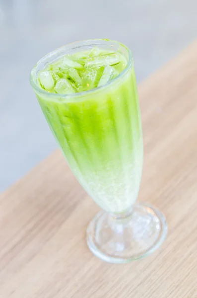 Iced green tea latte — Stock Photo, Image