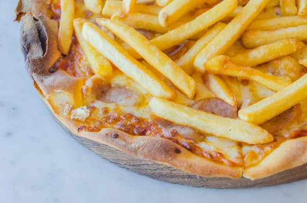 Pizza aux frites — Photo