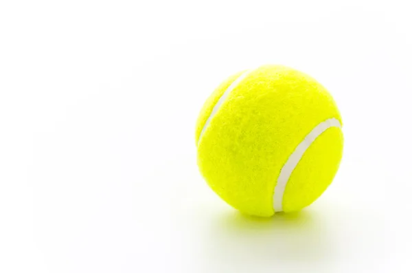 테니스 공을 흰색 절연 — 스톡 사진