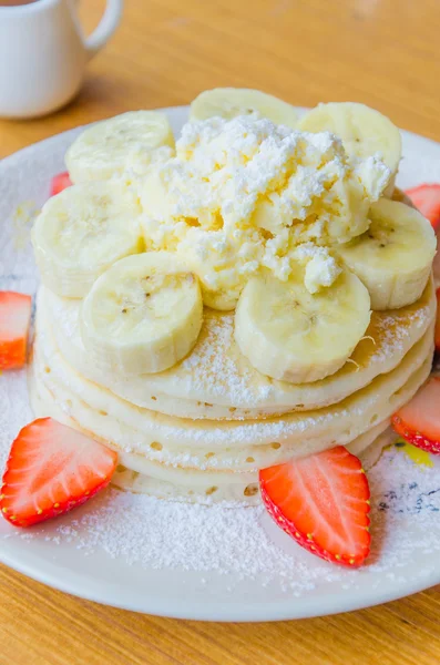 Pancake strawberry banana — Stock Photo, Image