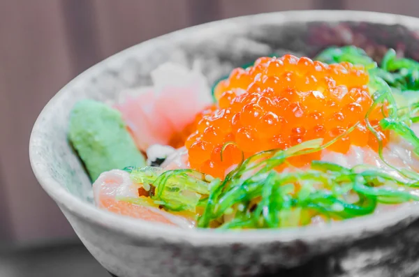 Ensalada de salmón comida japonesa —  Fotos de Stock