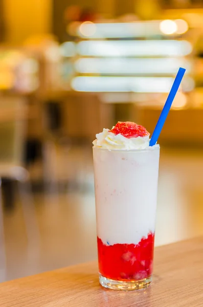 Strawberry smoothie — Stock Photo, Image