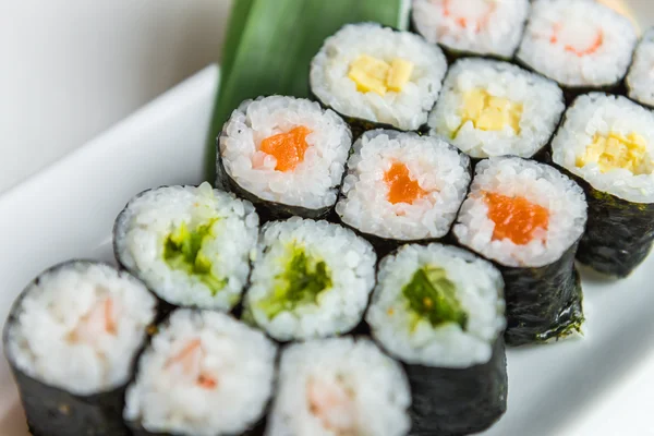 Sushi-Rolle — Stockfoto