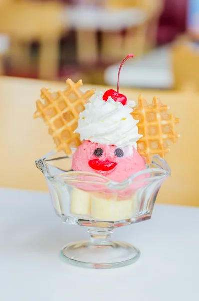 Crème glacée sundae — Photo