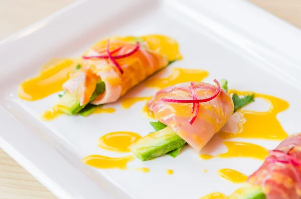 Sashimi avokado japansk mat — Stockfoto