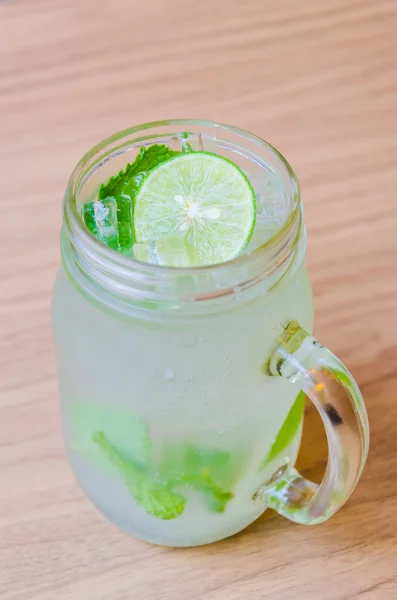 Mint lime soda — Stock Photo, Image