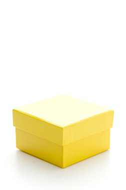 sarı hediye kutusu