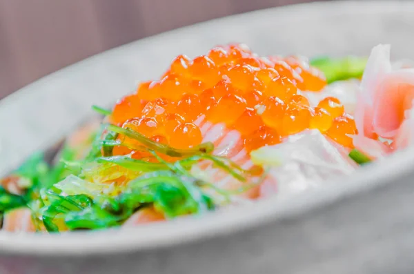 Salade de saumon nourriture japonaise — Photo