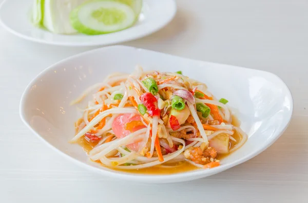 Green papaya salad — Stock Photo, Image