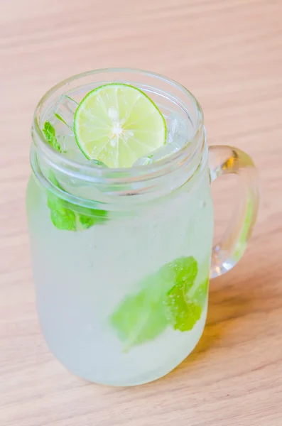 Mynta lime soda — Stockfoto