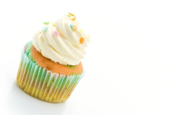 Cupcake isolati su sfondo bianco — Foto Stock