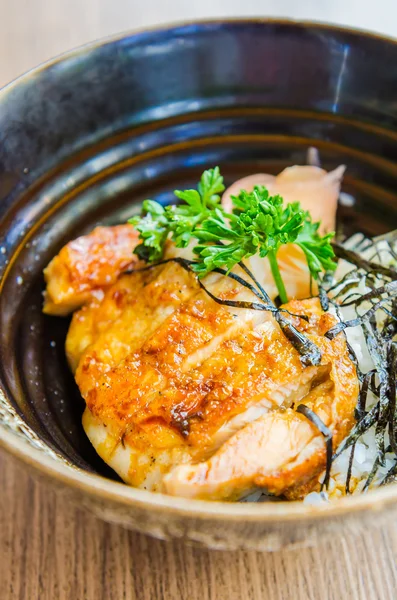 Teriyaki chicken on rice — Stock Photo, Image