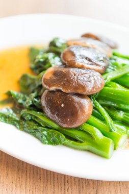 sebze karıştırın