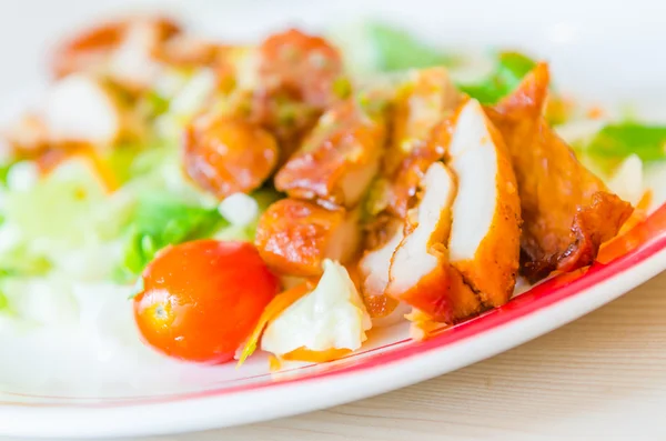 Spicy chicken salad — Stock Photo, Image