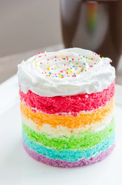 Rainbow cake — Stockfoto