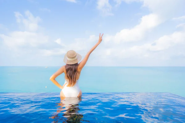 Portrait Beautiful Young Asian Woman Relax Smile Leisure Outdoor Swimming — Stock Photo, Image