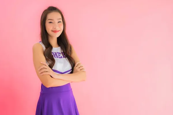 Retrato Hermosa Joven Asiática Mujer Animadora Sonrisa Feliz Aislado Rosa — Foto de Stock