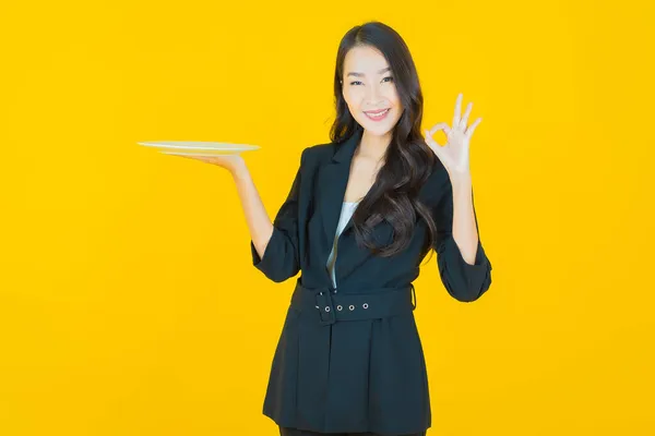 Portrait Beautiful Young Asian Woman Smile Empty Plate Dish Color — Stock Photo, Image