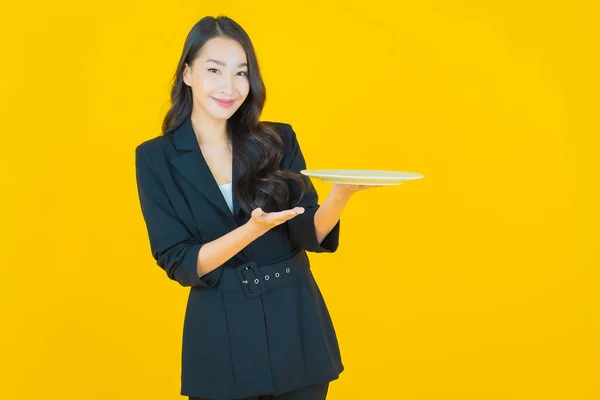 Portrait Beautiful Young Asian Woman Smile Empty Plate Dish Color — Stock Photo, Image