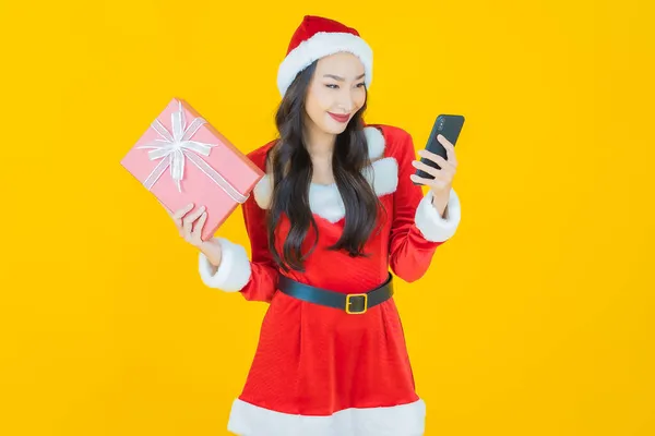 Portrait Beautiful Young Asian Woman Santa Costume Yellow Background — Stock Photo, Image