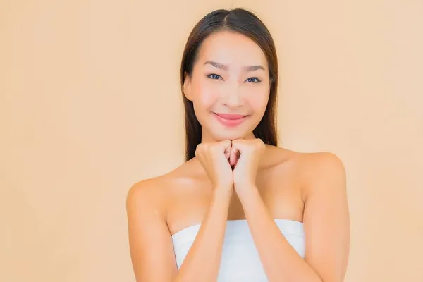 Porträt Schöne Junge Asiatische Frau Mit Beauty Spa Kosmetische Make — Stockfoto