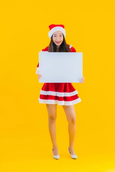 Retrato Bonito Jovem Asiático Mulher Natal Roupas Chapéu Sorriso Com — Fotografia de Stock