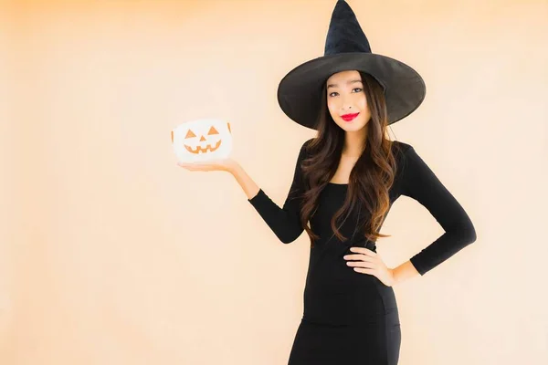 Porträt Schöne Junge Asiatische Frau Tragen Halloween Kostüm Auf Farbe — Stockfoto