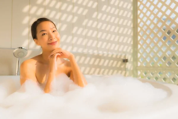 Portrait Young Asian Woman Relax Take Bath Bathtub Spa Concept — Stock Photo, Image