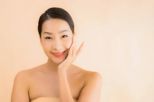 Retrato Hermosa Joven Asiático Cara Mujer Con Belleza Spa Bienestar — Foto de Stock