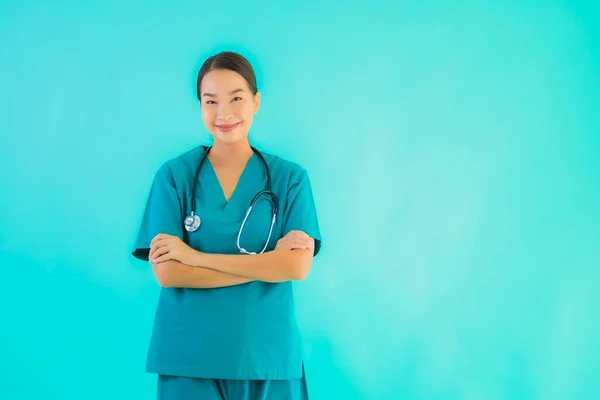 Ritratto Bella Giovane Medico Asiatico Donna Felice Sorriso Lavoro Ospedale — Foto Stock