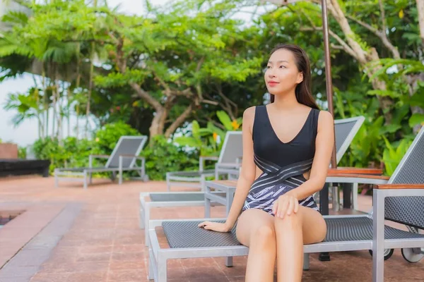 Portrait Beautiful Young Asian Woman Leisure Relax Smile Outdoor Swimming — Stock Photo, Image