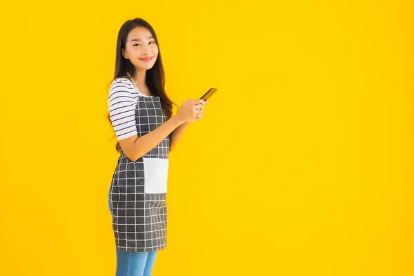 Portrait Beautiful Young Asian Woman Use Smart Mobile Phone Yellow — Stock Photo, Image