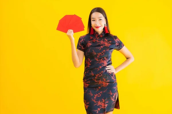 Portrait Beautiful Young Asian Woman Wear Chinese Dress Ang Pao — Stock Photo, Image