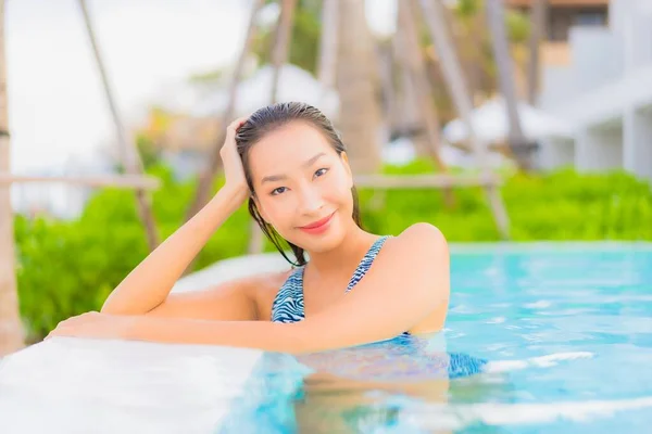 Portrait Beautiful Young Asian Woman Relax Leisure Outdoor Swimming Pool — Stock Photo, Image