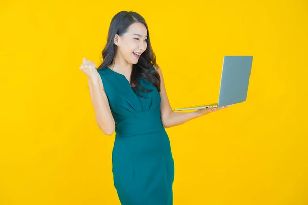 Portrait Beautiful Young Asian Woman Smile Computer Laptop Isolated Background — Stock Photo, Image