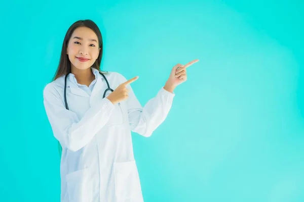Retrato Hermosa Joven Asiática Médico Mujer Con Estetoscopio Para Uso — Foto de Stock