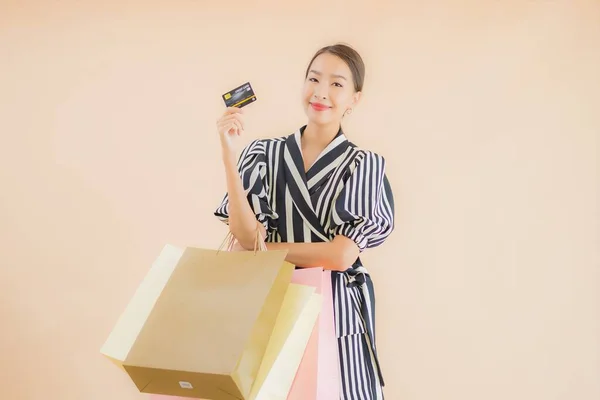 Retrato Bela Jovem Mulher Asiática Com Monte Saco Compras Loja — Fotografia de Stock