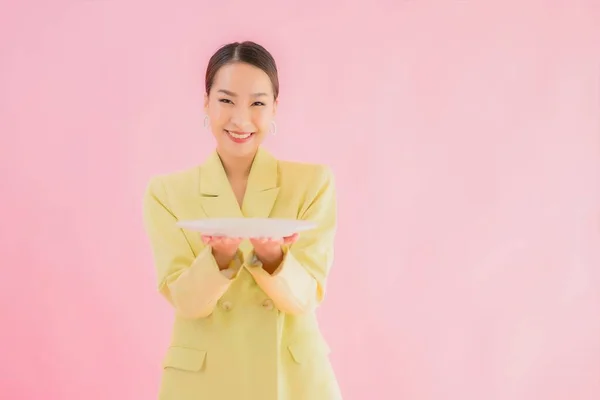 Portrait Beautiful Young Asian Business Woman Dish Plate Color Background — Stock Photo, Image