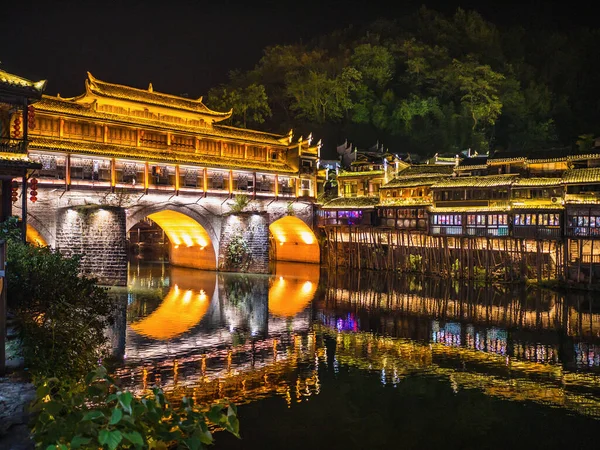 Vista Paisagem Noite Fenghuang Cidade Velha Phoenix Cidade Antiga Condado — Fotografia de Stock