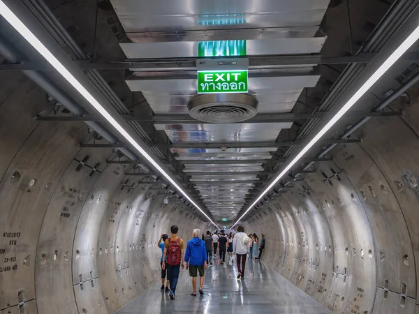 Bangkok Thailand Nov 2019 Unbekannte Laufen Tunnel Zwischen Samyan Mitstown — Stockfoto