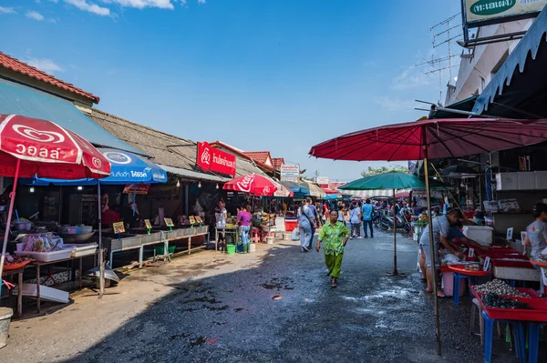 Ayutthaya Tayland Aralık 2019 Ayutthaya Tayland Tarım Merkezi Pazarında Yürüyen — Stok fotoğraf