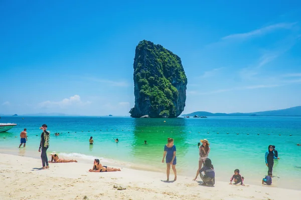 Krabi Thailand Jún 2017 Gyönyörű Idilli Látnivaló Fehér Homok Koh — Stock Fotó