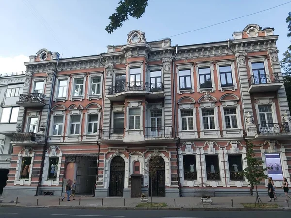 Edifício Bonito Abandonado Construído Estilo Moderno Arquitetônico Ucraniano Uam Fim — Fotografia de Stock