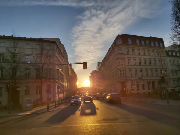 2022 Berlín Alemania Día Típico Berlín Casas Calles Transporte — Foto de Stock