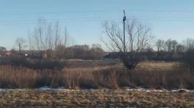 Polonya demiryolu ile bahar başında Polonya 'ya seyahat