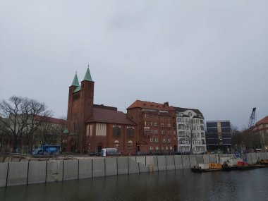 15.03.2022 Berlin: Berlin 'de tipik bir gün: evler, sokaklar, ulaşım, nesneler