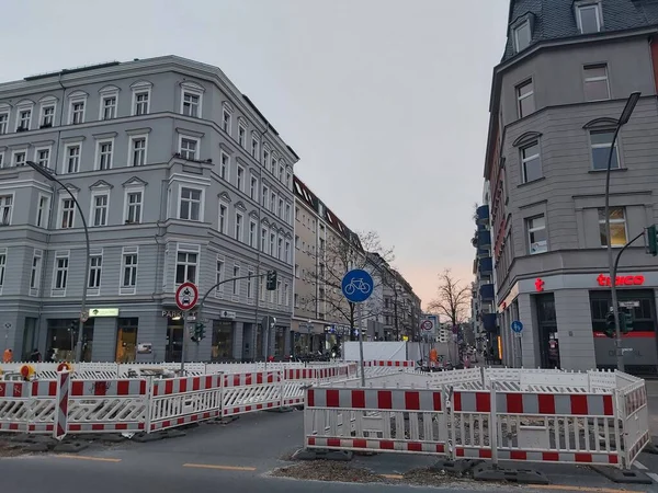 2022 Berlino Germania Una Giornata Tipica Berlino Case Strade Trasporti — Foto Stock