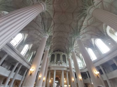 19 / 03 / 22 Leipzig, Almanya - Nikolaikirche İçişleri