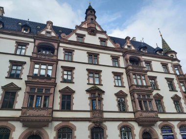 19 / 03 / 22 Leipzig, Almanya - Leipzig şehir merkezindeki binalar ve caddeler